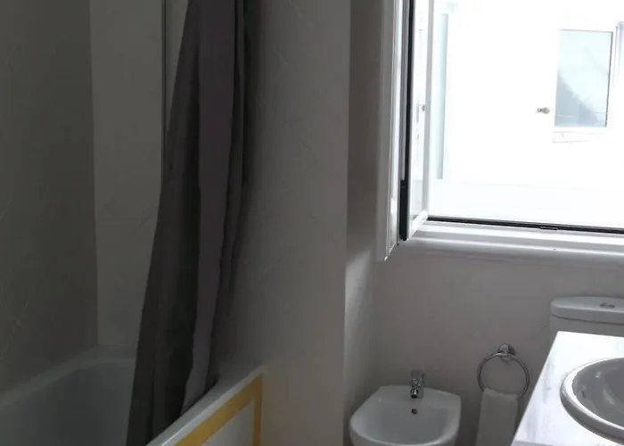 Angola 3 Dachgeschoss By Interhome * Lisbon